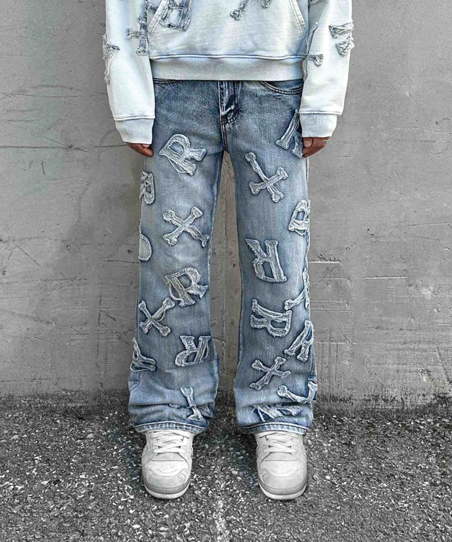 Washed Ice Patch Jeans