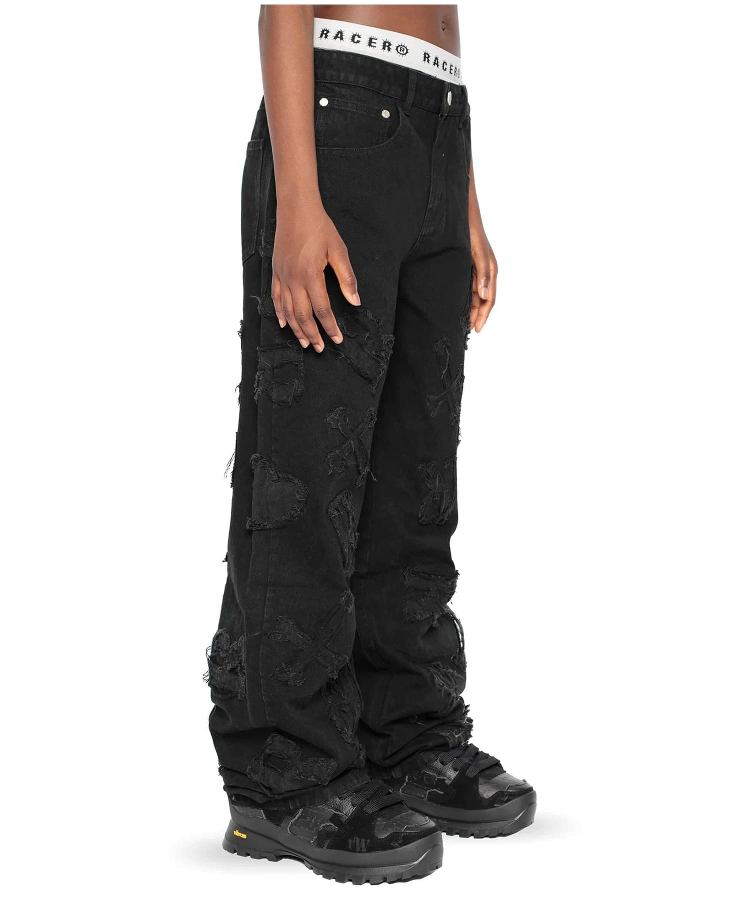 ＢＬＡＣＫ　ＰＡＴＣＨ　ＪＥＡＮＳ