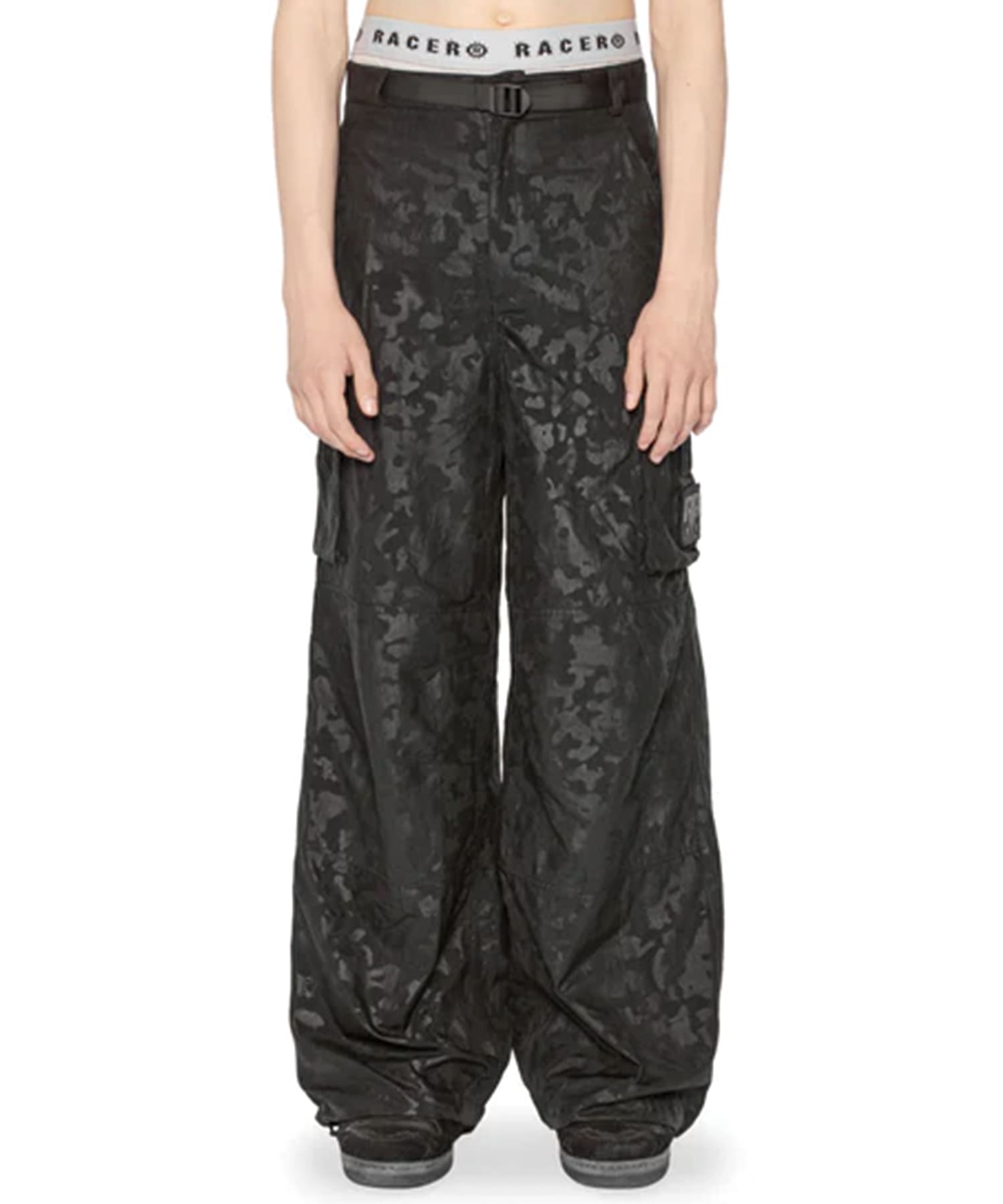 ＰＡＲＡＣＨＵＴＥ　ＰＡＮＴＳ